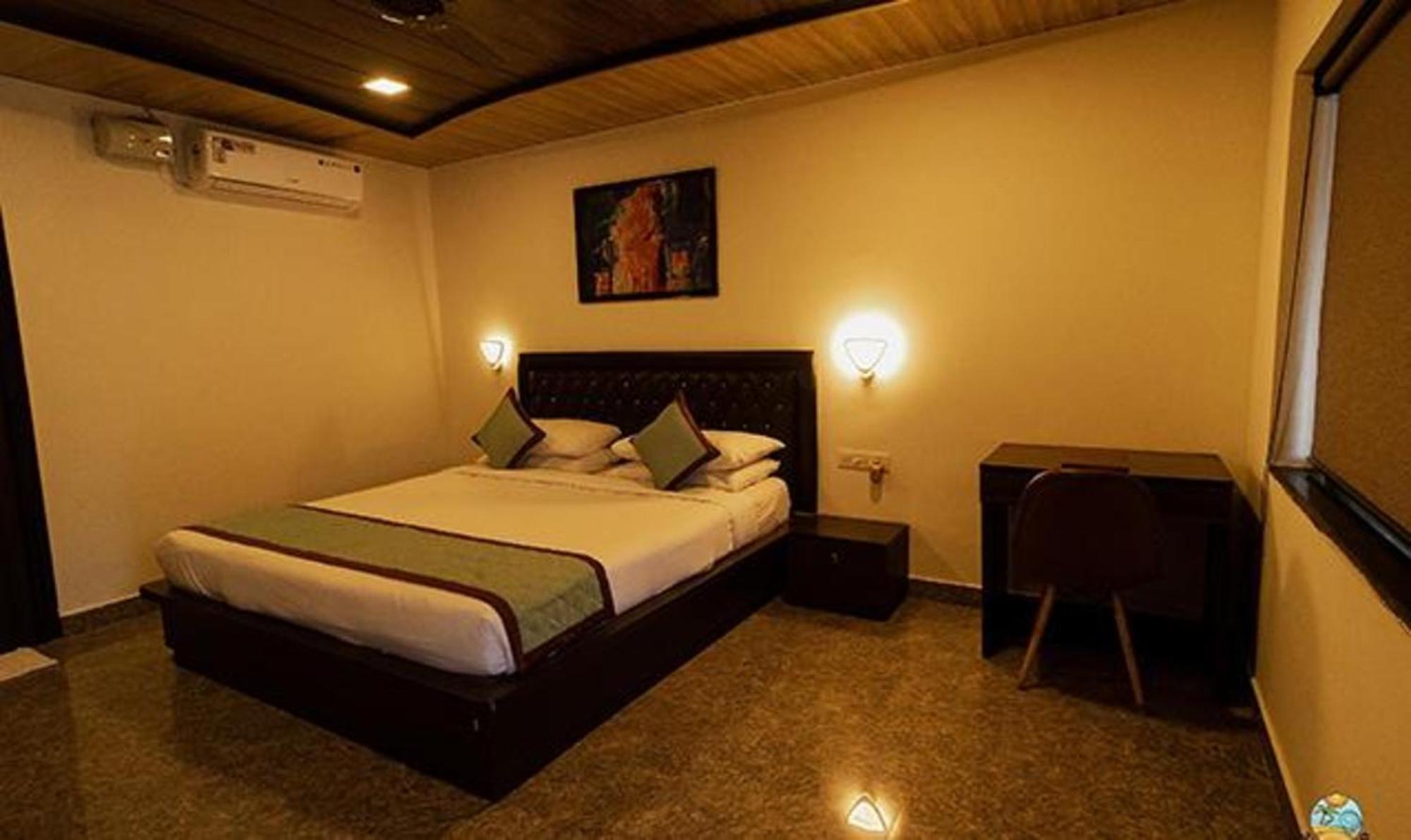 Fabhotel La Gracia Resort Morjim Zewnętrze zdjęcie